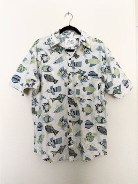 🐟 vintage 90’s men’s fish pattern button up shirt